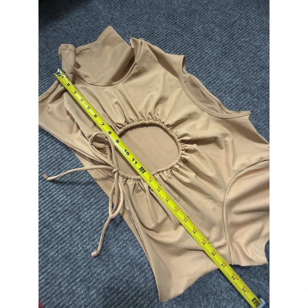 SKIMS women size